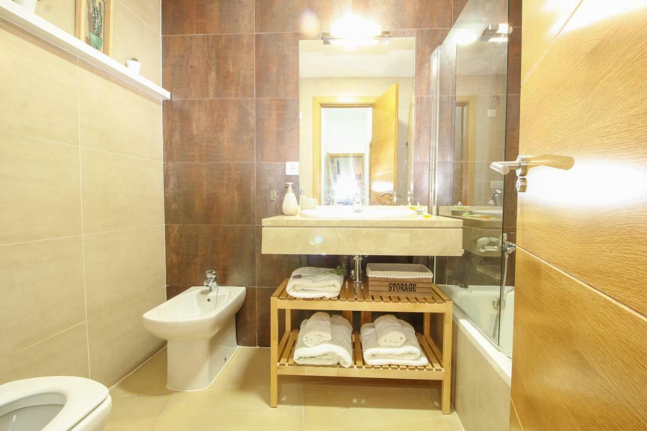 Apartamento San Julian Севілья Екстер'єр фото