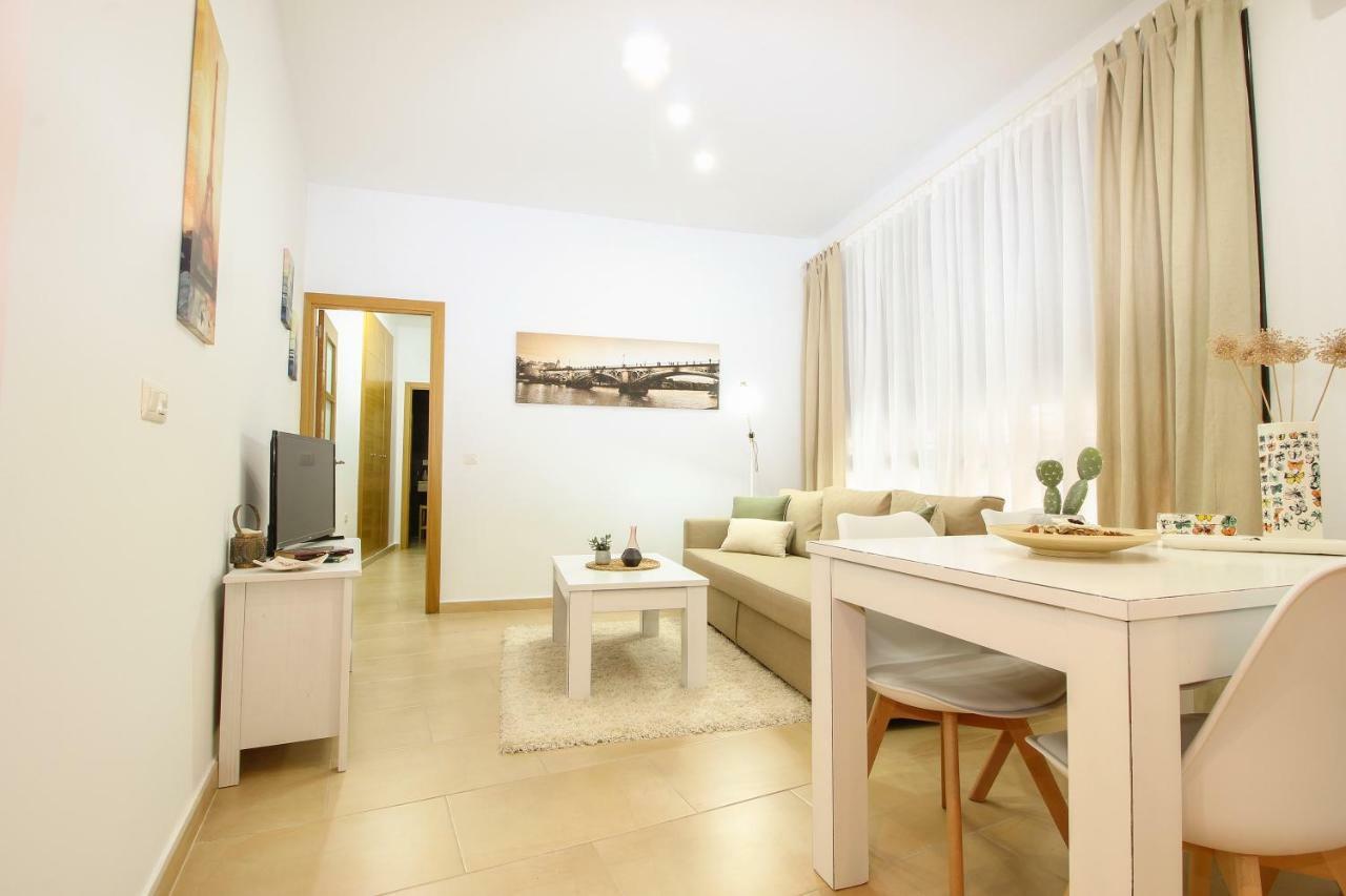 Apartamento San Julian Севілья Екстер'єр фото