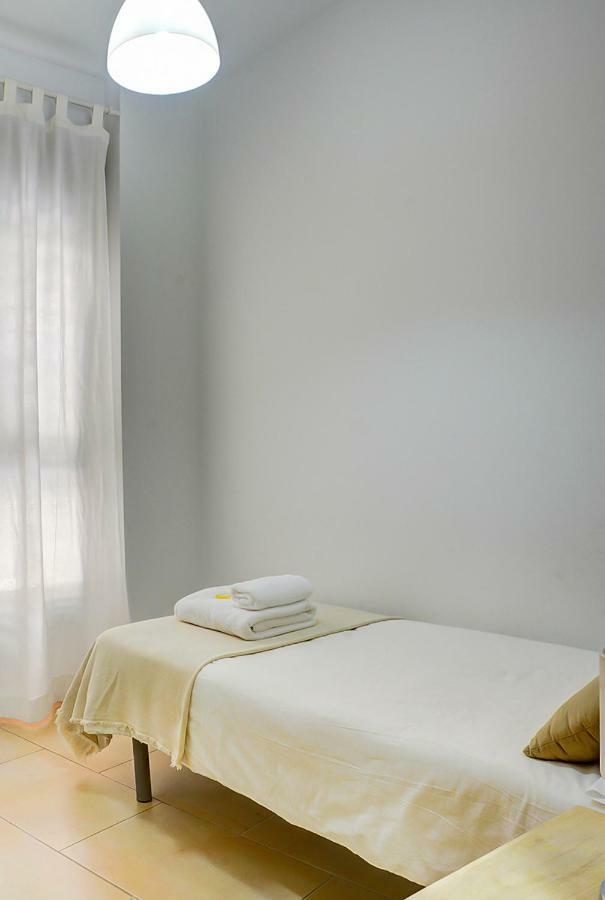 Apartamento San Julian Севілья Екстер'єр фото