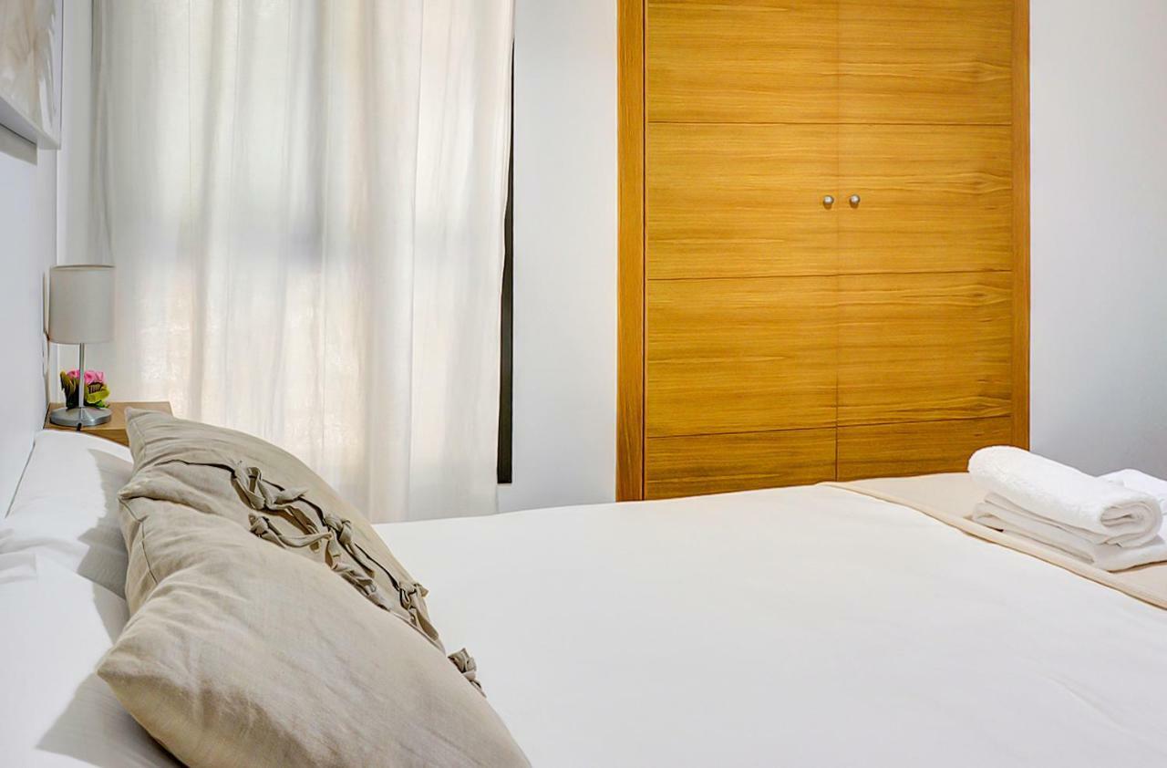 Apartamento San Julian Севілья Екстер'єр фото